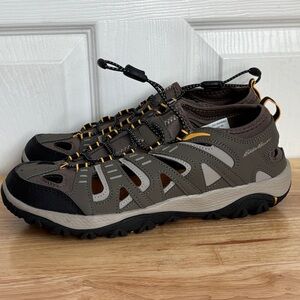 Eddie Bauer Eastport Brown Black Hiking trail toggle sandals size 9 water shoes